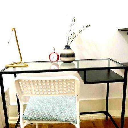 Romantic Chiado 7 -Private Small Single Room With No Outside Window ลิสบอน ภายนอก รูปภาพ