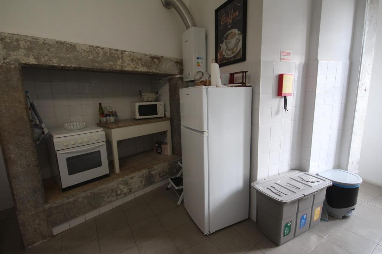 Romantic Chiado 7 -Private Small Single Room With No Outside Window ลิสบอน ภายนอก รูปภาพ