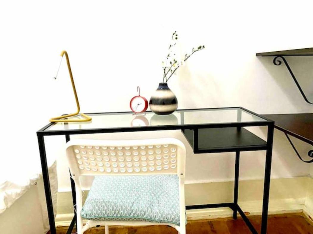 Romantic Chiado 7 -Private Small Single Room With No Outside Window ลิสบอน ภายนอก รูปภาพ