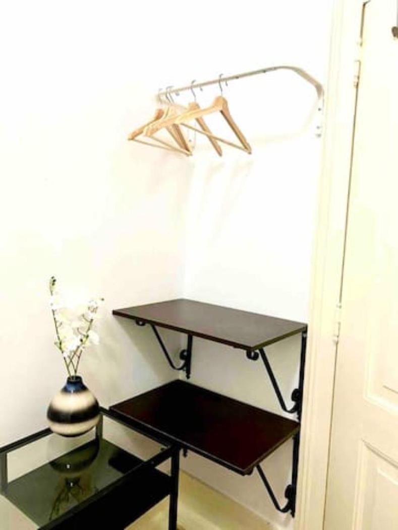 Romantic Chiado 7 -Private Small Single Room With No Outside Window ลิสบอน ภายนอก รูปภาพ